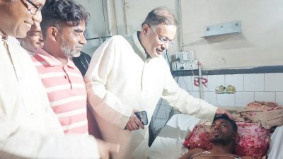 বিষপান করা সেই ছাত্রলীগ নেতার পাশে তথ্যমন্ত্রী ড. হাছান মাহমুদ