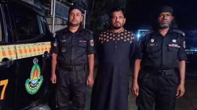 গ্রেফতার আবদুল আজিম