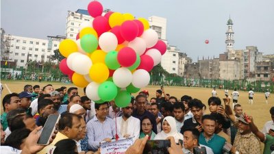মাঠটি ফিফার স্বীকৃতি লাভ করবে বলে আশা প্রকাশ করেন মেয়র ব্যারিস্টার শেখ ফজলে নূর তাপস