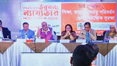 মিডিয়া ব্রিফিংয়ে ড. দেবপ্রিয় ভট্টাচার্য