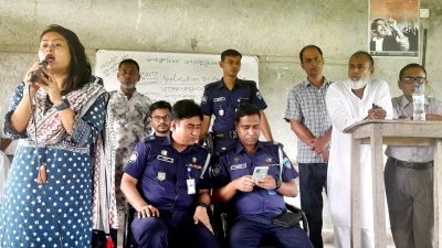 ইউএনও ও পুলিশ এসে শিক্ষার্থীদের শান্ত করেন