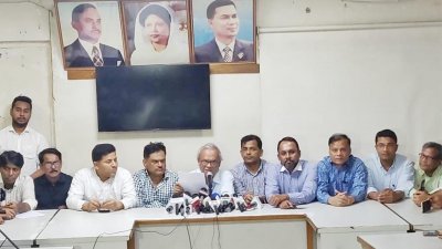 সংবাদ সম্মেলনে রুহুল কবির রিজভী আহমেদ