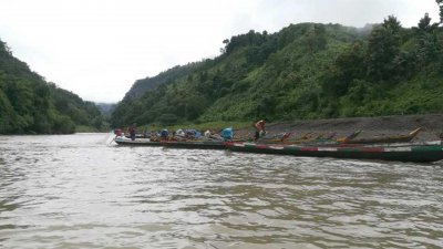 সাঙ্গু নদীতে নৌকা ডুবে ৩ জন নিখোঁজ