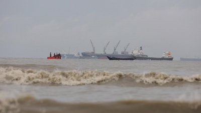 উত্তাল সাগর (ফাইল ছবি)