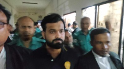 ইশফাক হোসেন