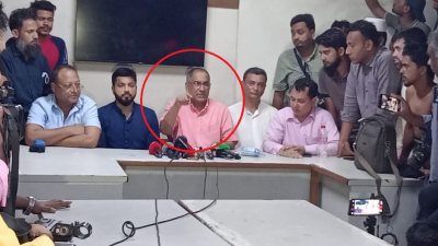 বিএনপির কেন্দ্রীয় কার্যালয়ে গত শনিবার সাংবাদিকদের সঙ্গে কথা বলেন মিয়া জাহিদুল ইসলাম আরেফী