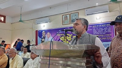 সাতক্ষীরায় আওয়ামী লীগের বর্ধিতসভায় বক্তব্য দেন এস এম কামাল হোসেন