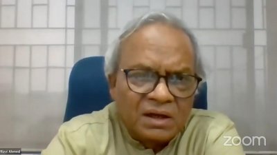 ভার্চুয়াল সংবাদ সম্মেলনে বক্তব্য রাখছেন রুহুল কবির রিজভী