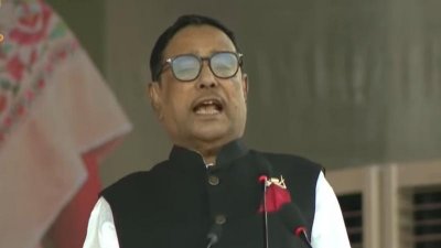 খুলনা সার্কিট হাউস মাঠে আওয়ামী লীগের জনসভায় বক্তব্য দেন ওবায়দুল কাদের