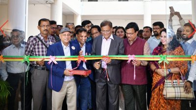 বাংলাদেশ ফটোজার্নালিস্ট অ্যাসোসিয়েশনের বার্ষিক আয়োজন ‘রূপসী বাংলা’ শীর্ষক আলোকচিত্র প্রদর্শনী উদ্বোধন করেন তথ্যমন্ত্রী ড. হাছান মাহমুদ