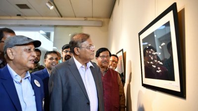 বাংলাদেশ ফটোজার্নালিস্ট অ্যাসোসিয়েশনের বার্ষিক আয়োজন ‘রূপসী বাংলা’ আলোকচিত্র প্রদর্শনীর উদ্বোধন করেন তথ্যমন্ত্রী ড. হাছান মাহমুদ