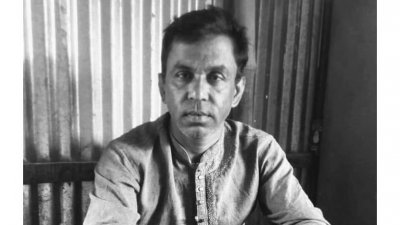 আসাদুজ্জামান হিরা খান