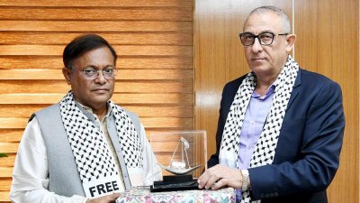 সচিবালয়ে তথ্যমন্ত্রী ড. হাছান মাহমুদের সঙ্গে সাক্ষাৎ করেন  ফিলিস্তিনের রাষ্ট্রদূত