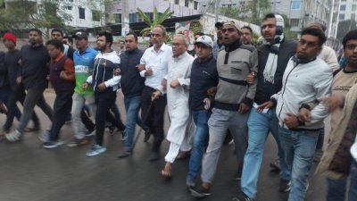 রুহুল কবির রিজভর নেতৃত্বে মিছিল