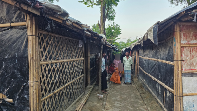 হাতে মেপে ঘরভাড়া আদায় করা হচ্ছে রোহিঙ্গাদের কাছ থেকে