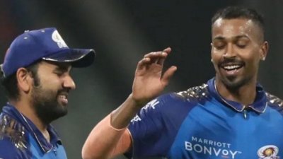 রোহিতের কাছ থেকে নেতৃত্ব পেয়েছেন হার্দিক