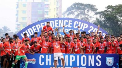 শিরোপা জিতে কিংসের উচ্ছ্বাস