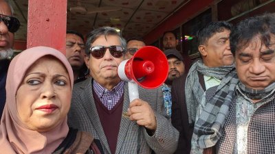 নির্বাচনি জনসংযোগে র আ ম উবায়দুল মোকতাদির