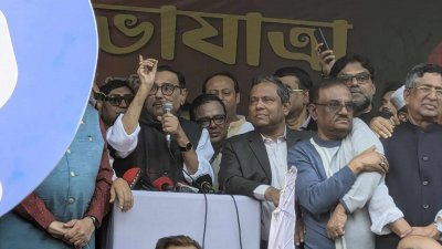 আওয়ামী লীগের বিজয় শোভাযাত্রায় ওবায়দুল কাদের