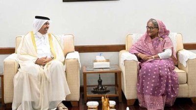 প্রধানমন্ত্রীর সঙ্গে গণভবনে সৌজন্য সাক্ষাৎ করেন কাতারের রাষ্ট্রদূত সেরায়া আলী মাহদি