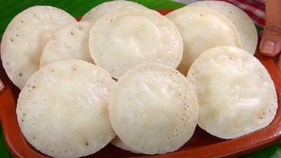 চিতই পিঠা। ছবি- আয়েশা সিদ্দিকা