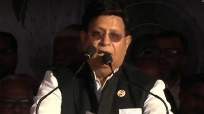 জনসভায় বক্তব্য দিচ্ছেন পররাষ্ট্রমন্ত্রী এ কে আব্দুল মোমেন