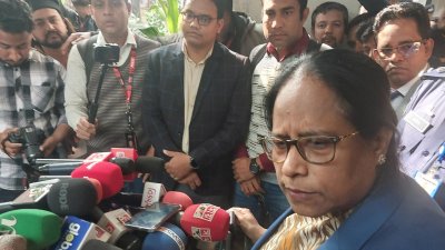নির্বাচনে ভোটারদের ভয়ভীতি দেখালে শাস্তি পেতে হবে বলে জানিয়েছেন নির্বাচন কমিশনার (ইসি) রাশেদা সুলতানা