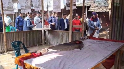 ঘটনাস্থল পরিদর্শন করেছেন প্রশাসনের কর্মকর্তারা