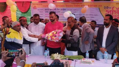 ইমারত নির্মাণ শ্রমিক ইউনিয়নের ২৩তম প্রতিষ্ঠাবার্ষিকী উপলক্ষে আলোচনা সভায় মাশরাফি বিন মুর্তজা