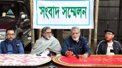 সংবাদ সম্মেলনে সরে দাঁড়ানোর ঘোষণা গাজী মোহাম্মদ শাহেদের
