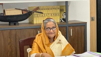 দলের নির্বাচনি জনসভায় ভার্চুয়ালি যুক্ত হয়ে বক্তব্য রাখছেন শেখ হাসিনা, ছবি: ফোকাস বাংলা