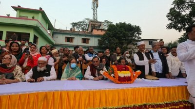 সভায় রাশেদ খান মেনন