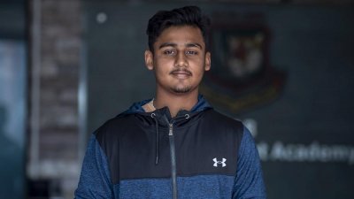 আশরাফুজ্জামান বরেণ্য (ছবি: সাজ্জাদ হোসেন)