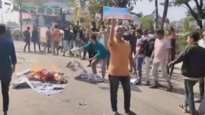 চট্টগ্রামে ভোটকেন্দ্রে সহিংসতা