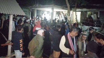 প্যানেল মেয়রের বাড়িতে হামলা ও ককটেল নিক্ষেপ/ছবি: সংগৃহীত
