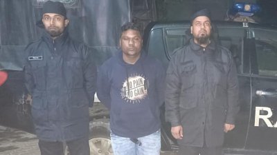 আটক মাদক কারবারি