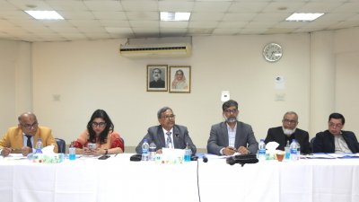 বাংলাদেশ বিশ্ববিদ্যালয় মঞ্জুরি কমিশনের সম্মেলন কক্ষে জিএসটি গুচ্ছভুক্ত বিশ্ববিদ্যালয়গুলোর সমন্বিত ভর্তি কমিটির প্রথম সভা