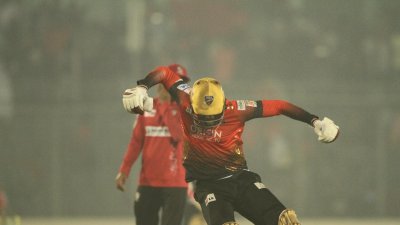 ম্যাথু ফোর্ড জেতান কুমিল্লাকে