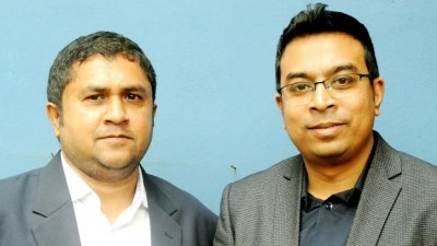 সাধারণ সম্পাদক সামন ও সভাপতি রেজোয়ান (ডানে)