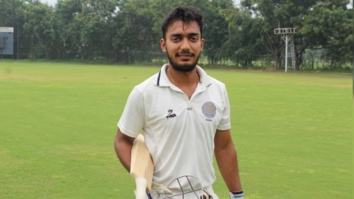 দ্রুততম ত্রিশতকের রেকর্ড গড়েছেন ভারতের তন্ময় আগারওয়াল।
