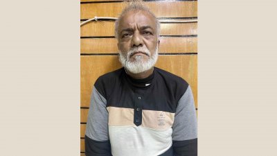 অভিযুক্ত বৃদ্ধ আমির হোসেন