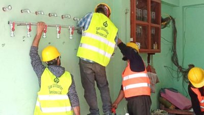 এরইমধ্যে নগরীর হালিশহর এলাকায় গ্যাসের প্রিপেইড মিটার লাগানোর কাজ শুরু হয়ে গেছে