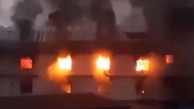 মোজা তৈরির কারখানায় লাগা আগুন নিয়ন্ত্রণে এসেছে