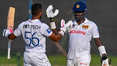 বড় জুটি গড়েন চান্ডিমাল ও ম্যাথুজ