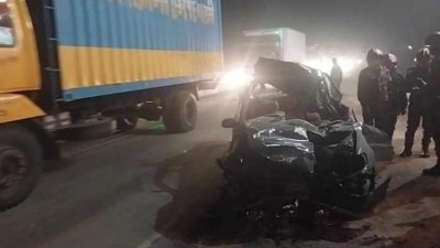 দুর্ঘটনা কবলিত প্রাইভেট