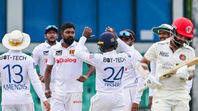 ম্যাচসেরা পারফর্ম করেছেন প্রবাথ