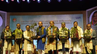 ঢাকা উত্তর সিটি করপোরেশন (ডিএনসিসি) আওতাধীন এলাকার নবনির্বাচিত সংসদ সদস্যদের সংবর্ধনা দিয়েছেন মেয়র মো. আতিকুল ইসলাম