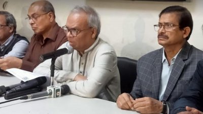 সংবাদ সম্মেলনে রুহুল কবির রিজভী