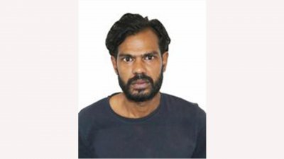 অভিযুক্ত মকবুল হোসেন