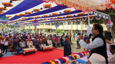 বক্তব্য দিচ্ছেন এমপি কাজী নাবিল আহমেদ
